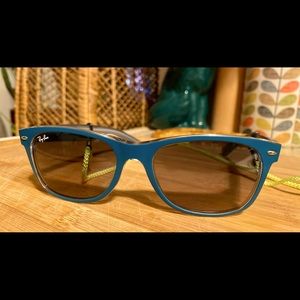 RayBan 2142 New Wayfarer